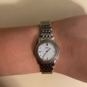 REAL Diamond Petite Women’s Watch - 90s authentic